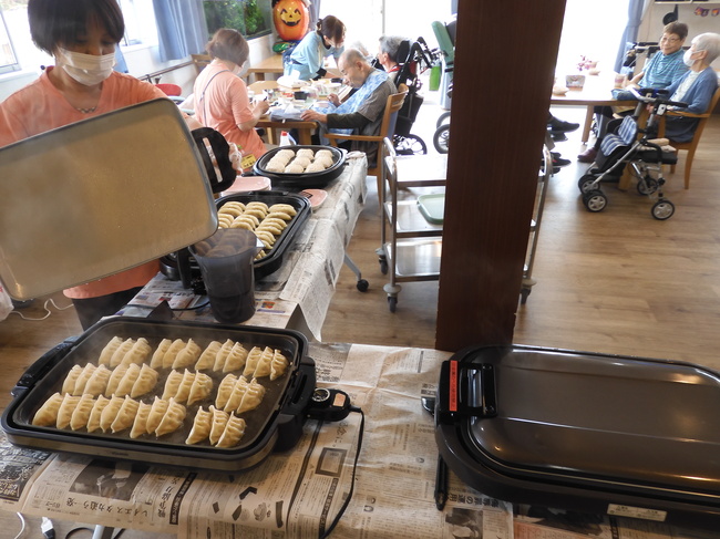 第５９回イベント開催のお知らせ･･･ギョーザで秋の到来を愛でましょう！