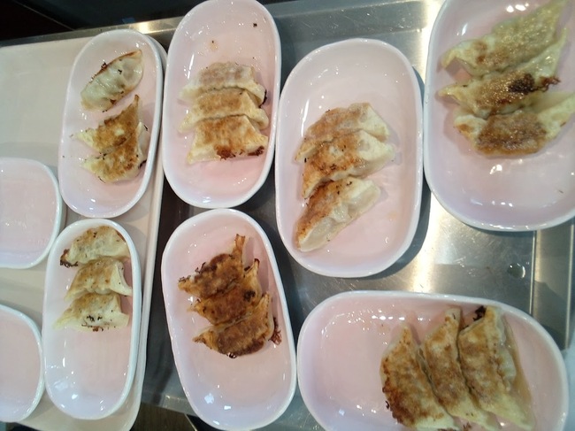 第６２回イベント開催のお知らせ･･･春です！熱々の餃子を食べ放題で召し上がって頂きました