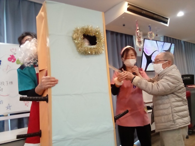 誕生日会とクリスマス会を開催しました